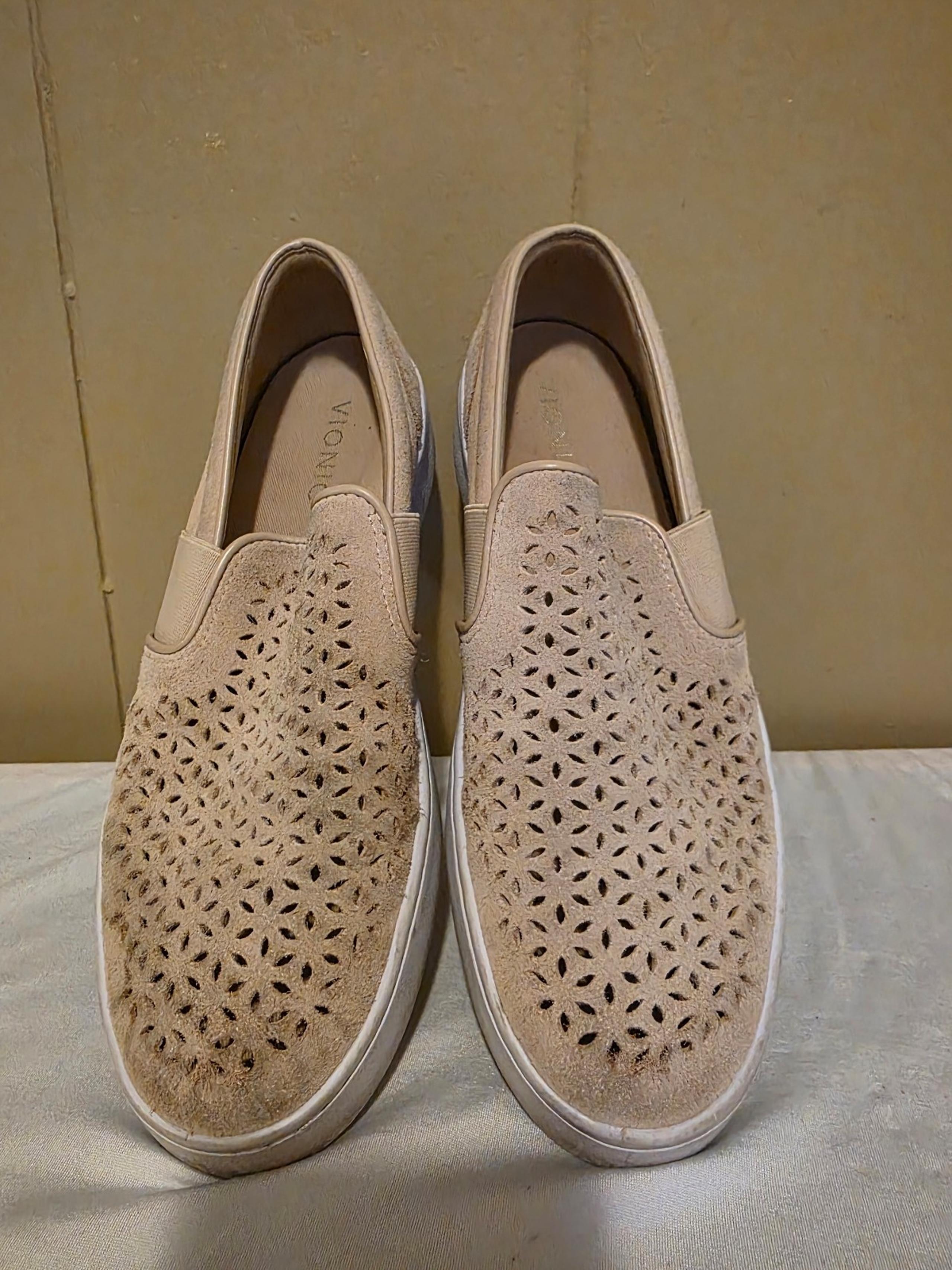 Vionic Women's Kani Gray Beige /Suede/ Mesh/slip On Sneaker Size 8.5