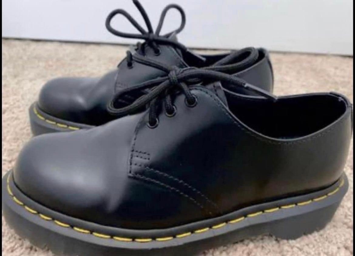 Doc Martens Oxfords Size 6