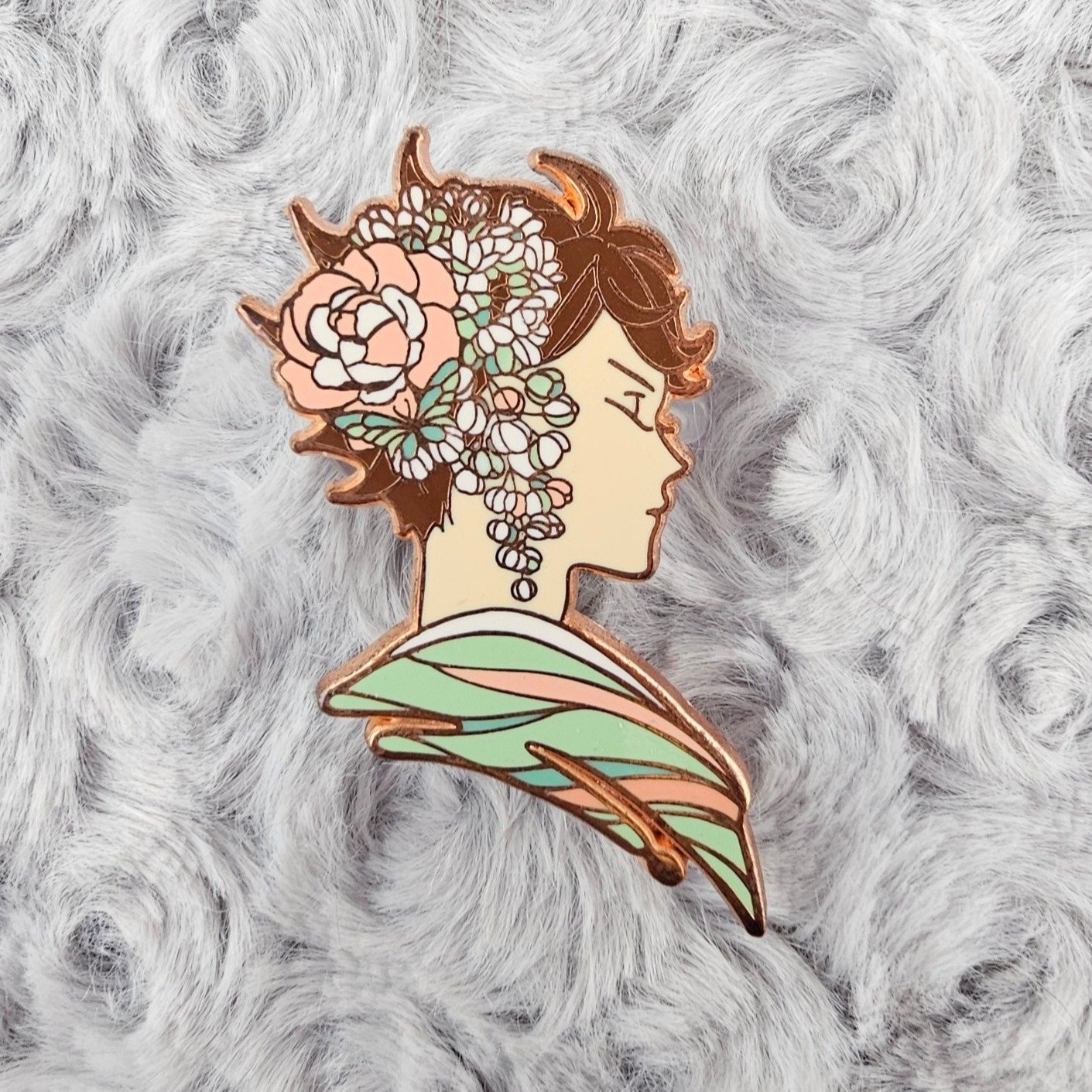 Shinodraws - Haikyuu!! / HQ Toru Oikawa Anime Enamel Pin