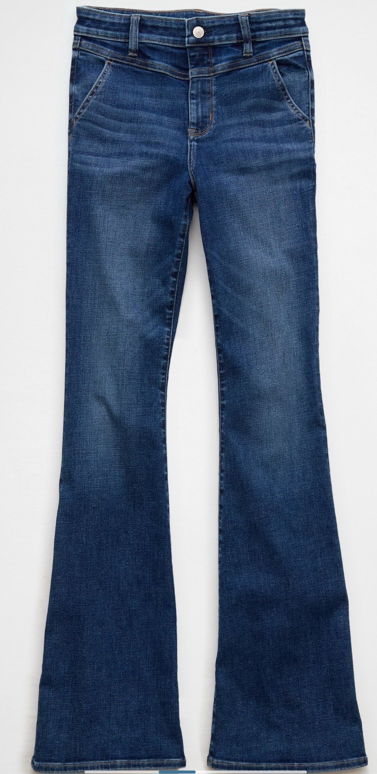 American Eagle Next Level Super High Waisted Flare Jeans Size 8 Regular