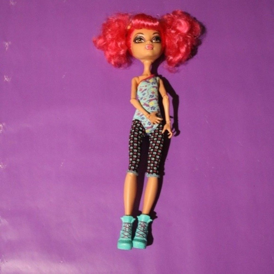 Monster High Dance Class Howleen Wolf Doll