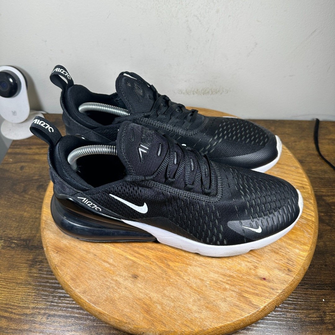 Nike Air Max 270 Black White Shoe Sneakers Men's Size 10 AH8050-002