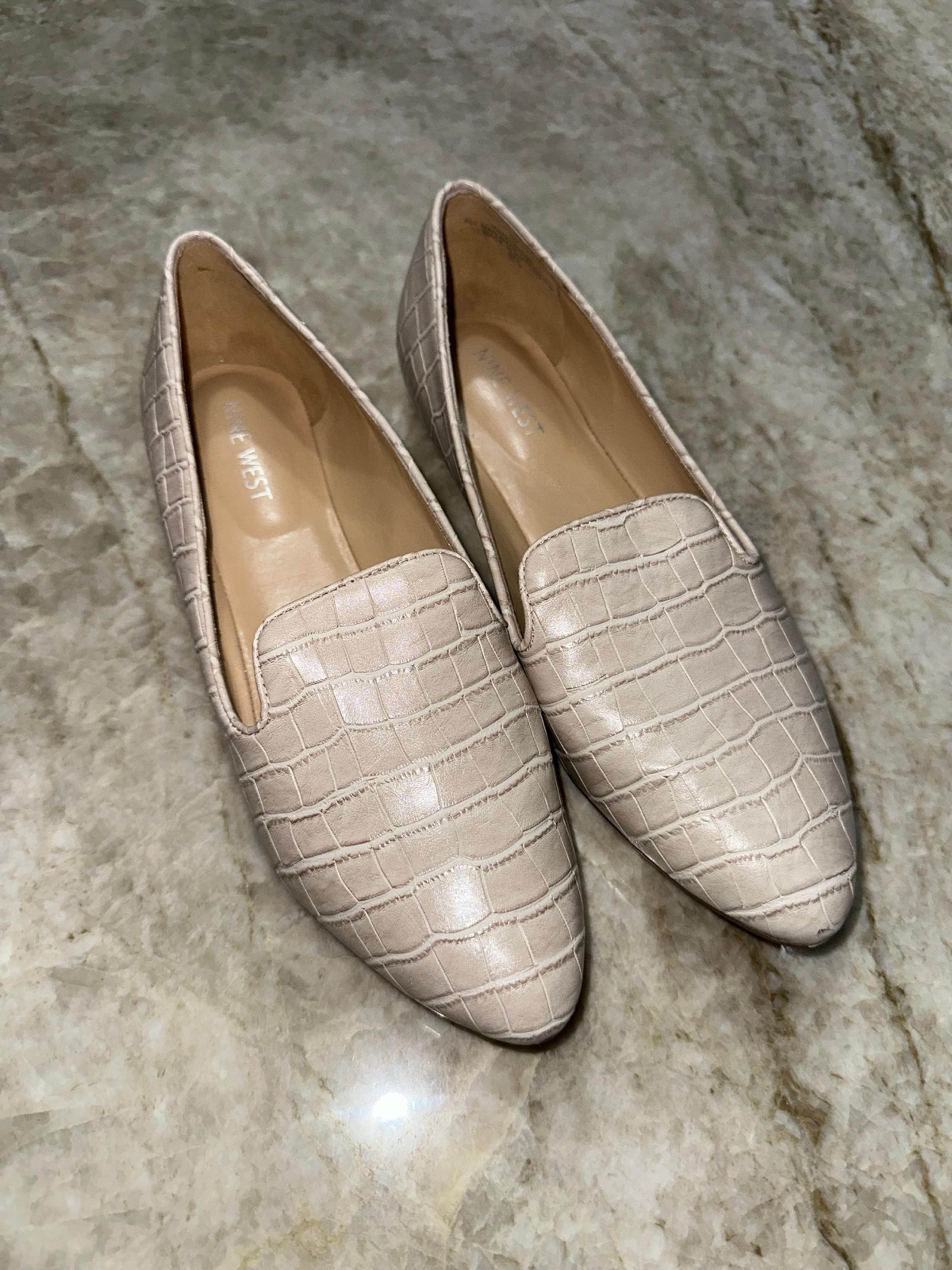 Nine West Shoes Womens Size 7 Haydyn Pointed Toe Loafer Flats Beige