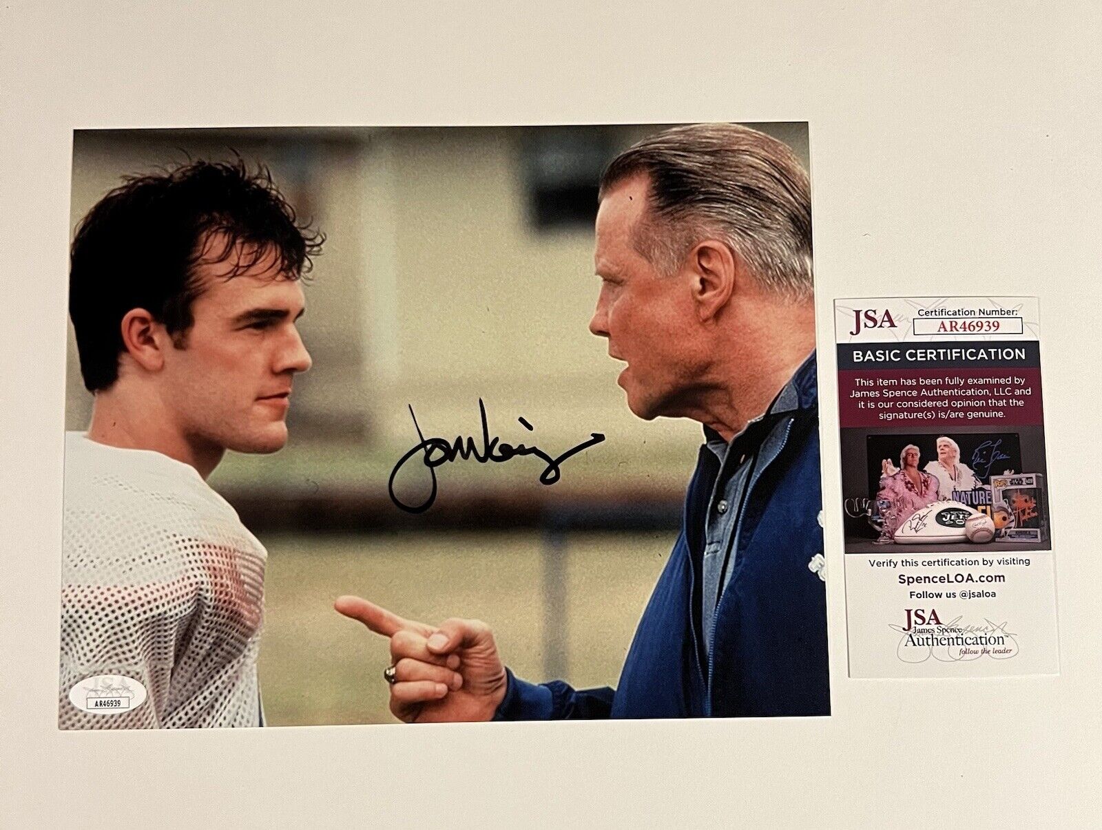 JON VOIGHT SIGNED 8X10 PHOTO LEGENDARY ACTOR VARSITY BLUES JSA COA