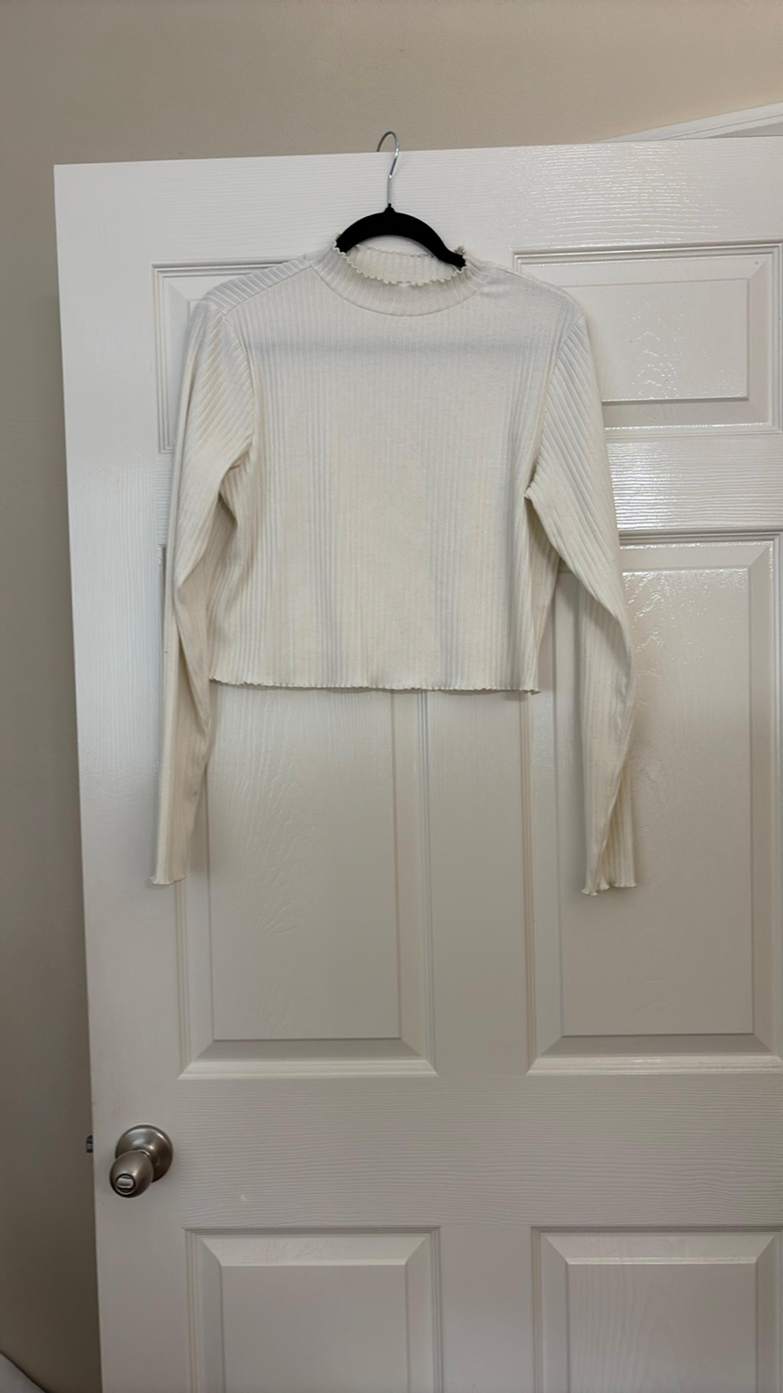 bp Cream Cropped Long Sleeve Sweater