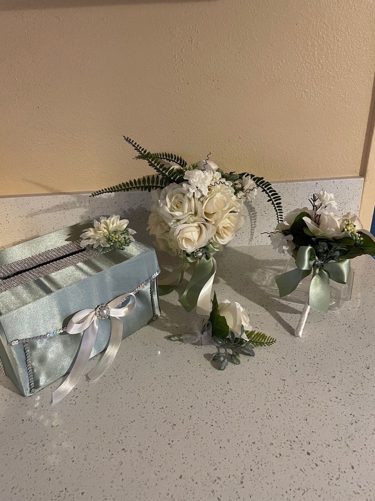 wedding bouquet set of 3 with card box