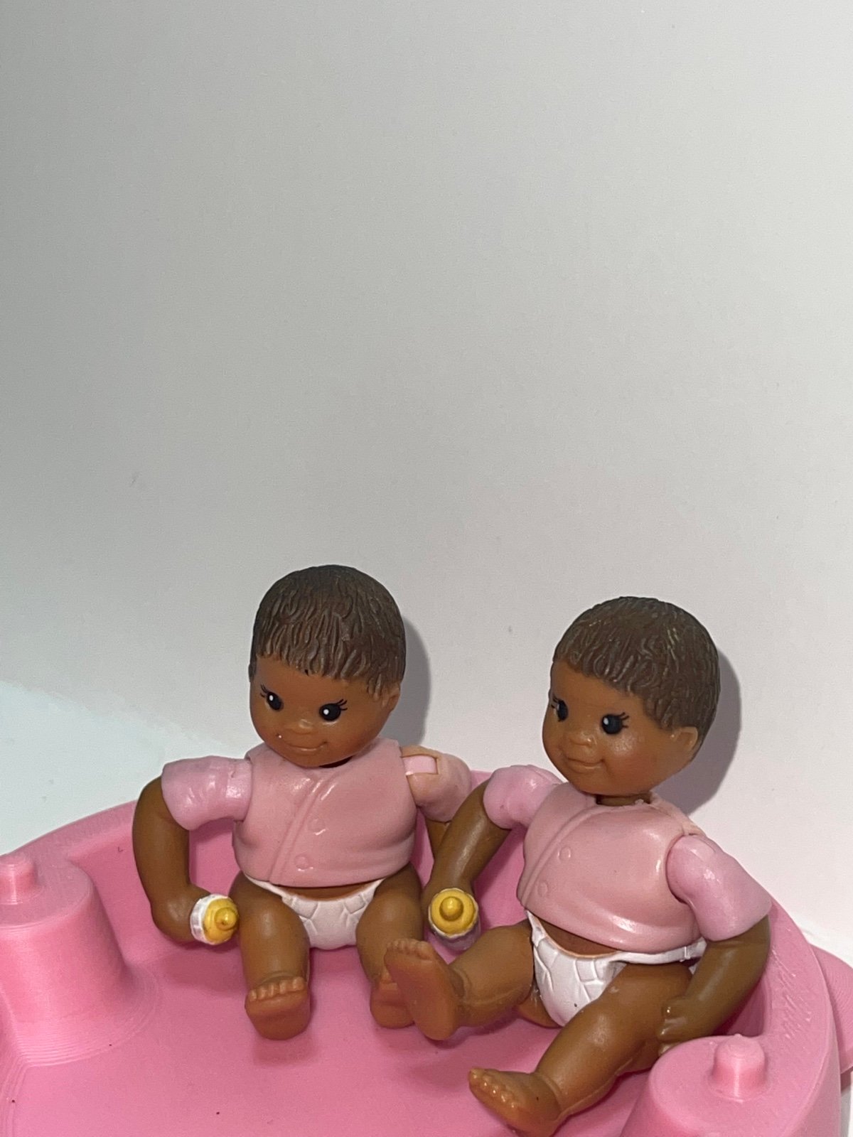 dollhouse twins African American girls loving family & turtle sandbox NEW PINK