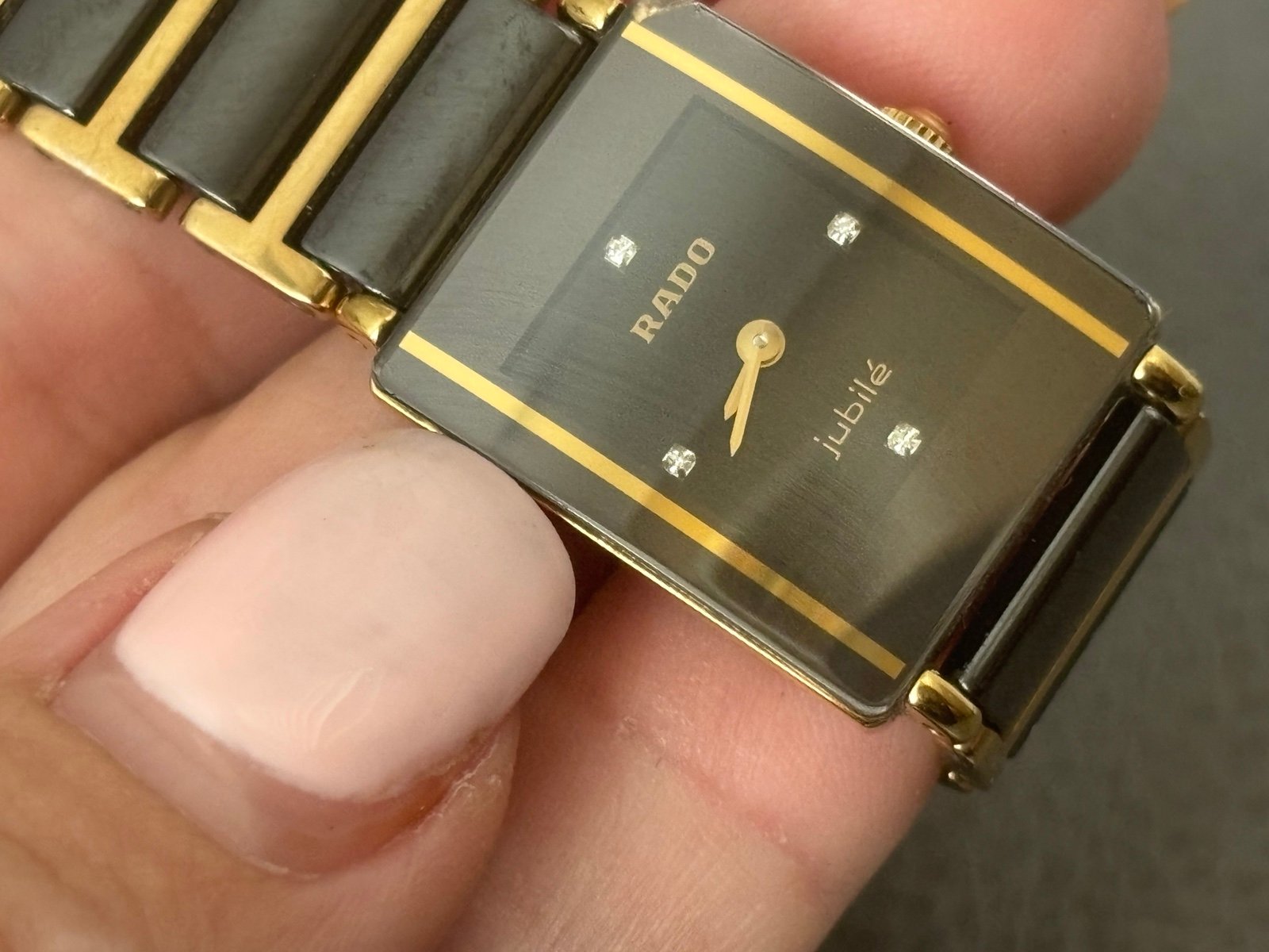 Authentic Rado jubile diastar black ceramic gold tone w 4 diamonds analog watch