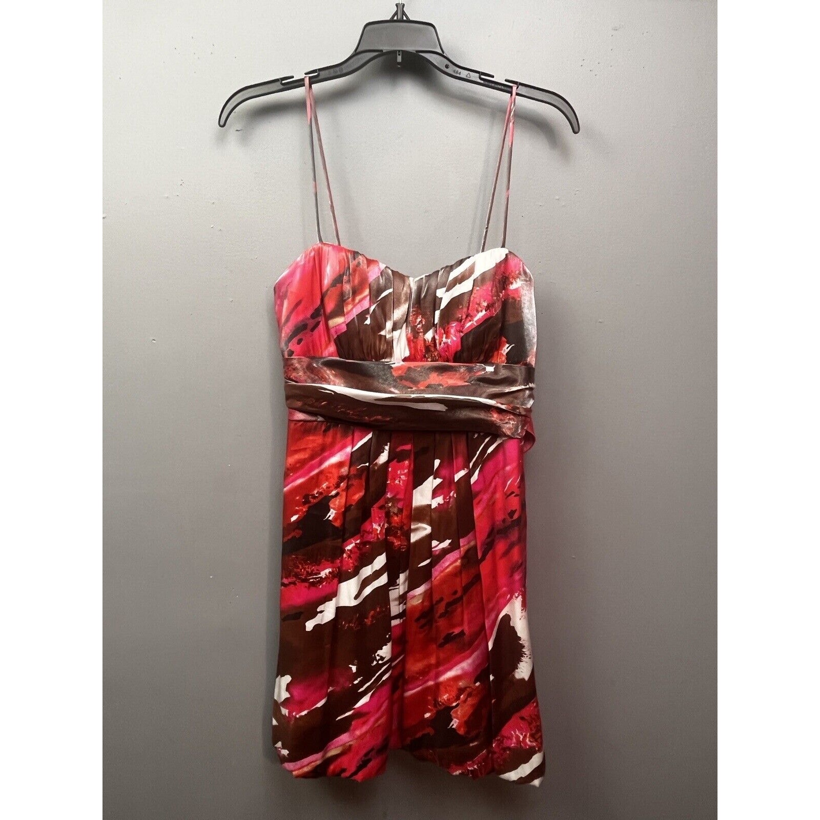 B. DARLIN Empire Waist Mini Dress Juniors 11/12 Bold Artistic Pink Brown Pleated