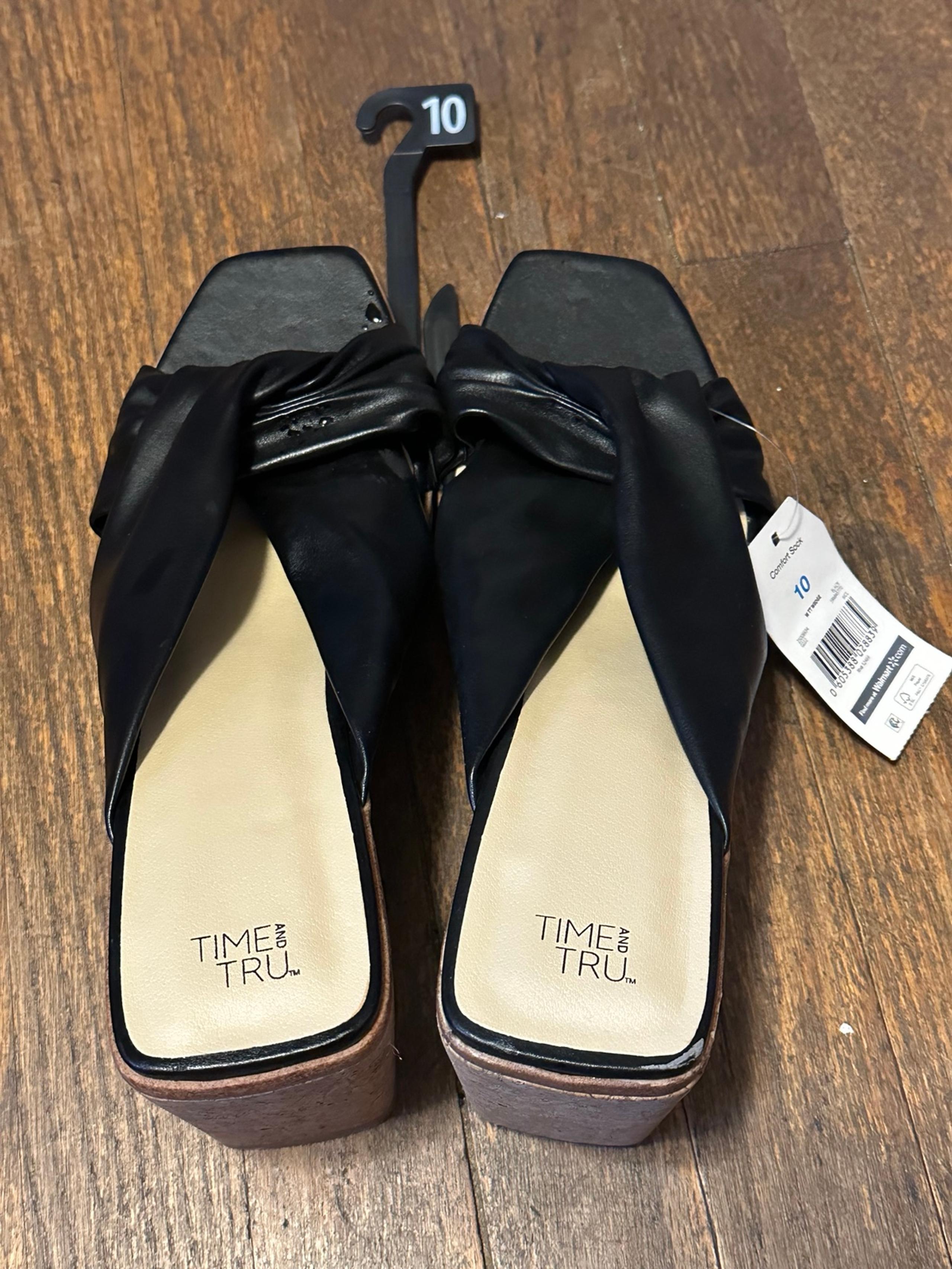 Womens Time and Tru Heels