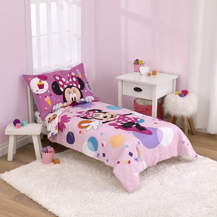 minnie comforter