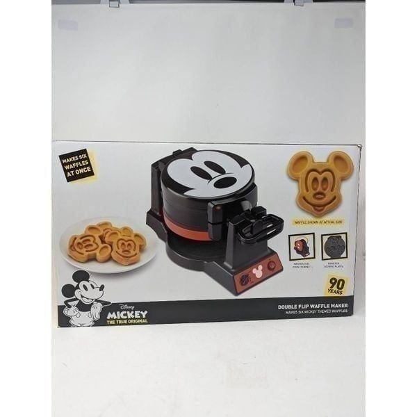 NEW DISNEY Mickey Mouse 90th Anniversary Double Flip Waffle Maker * New in Box *