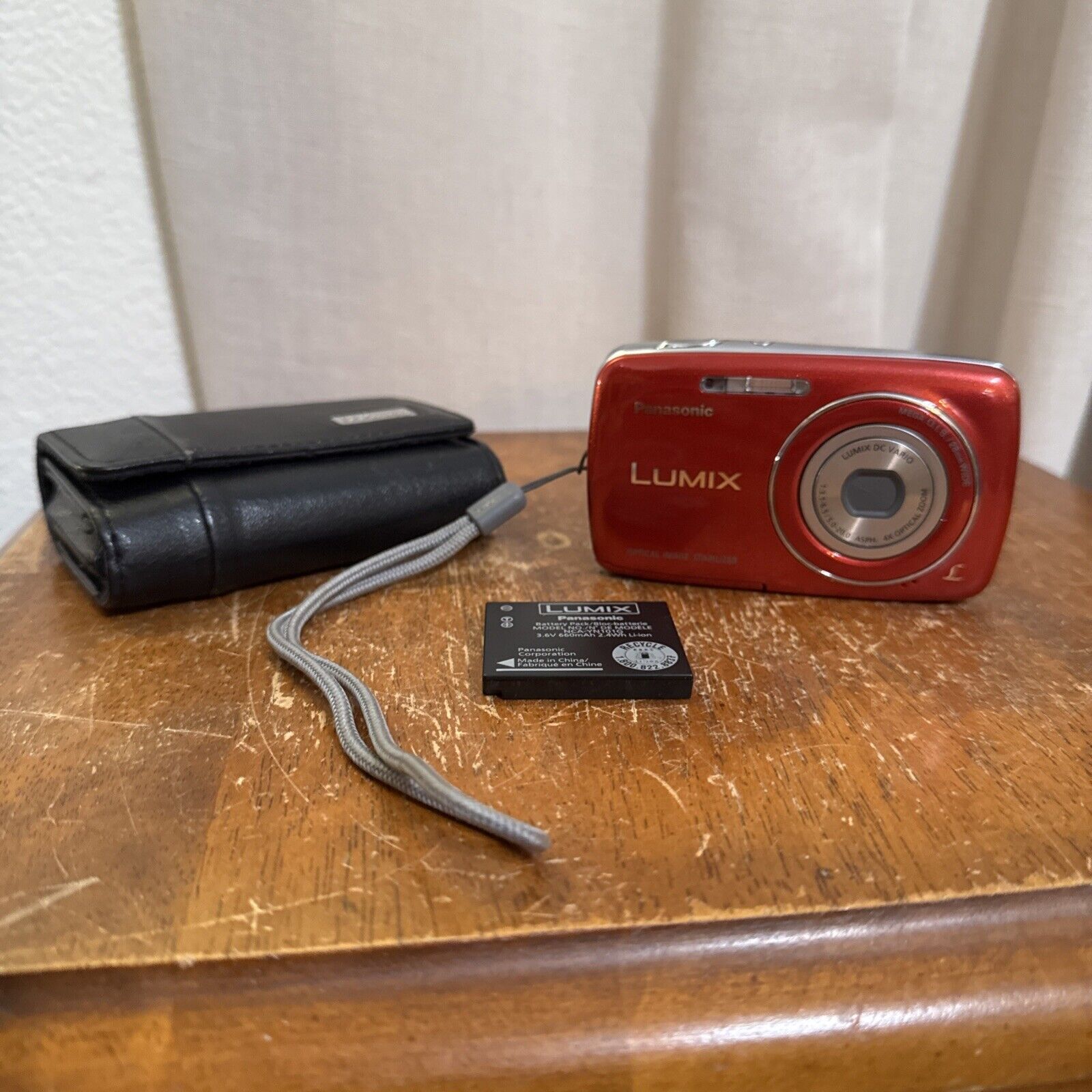 Panasonic Digital Camera Lumix DMC-S3 14.1MP Red Tested