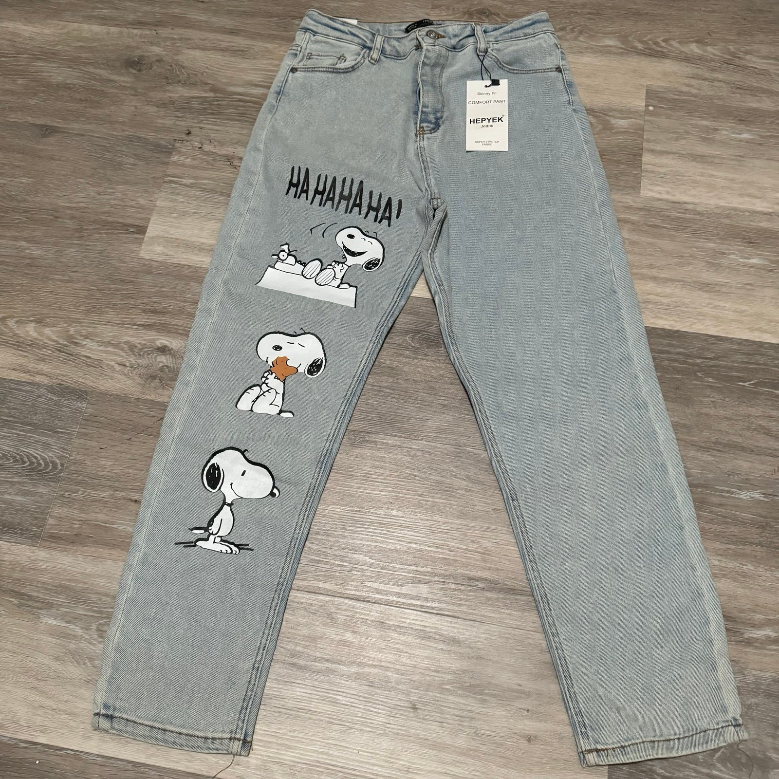 Snoopy jeans new