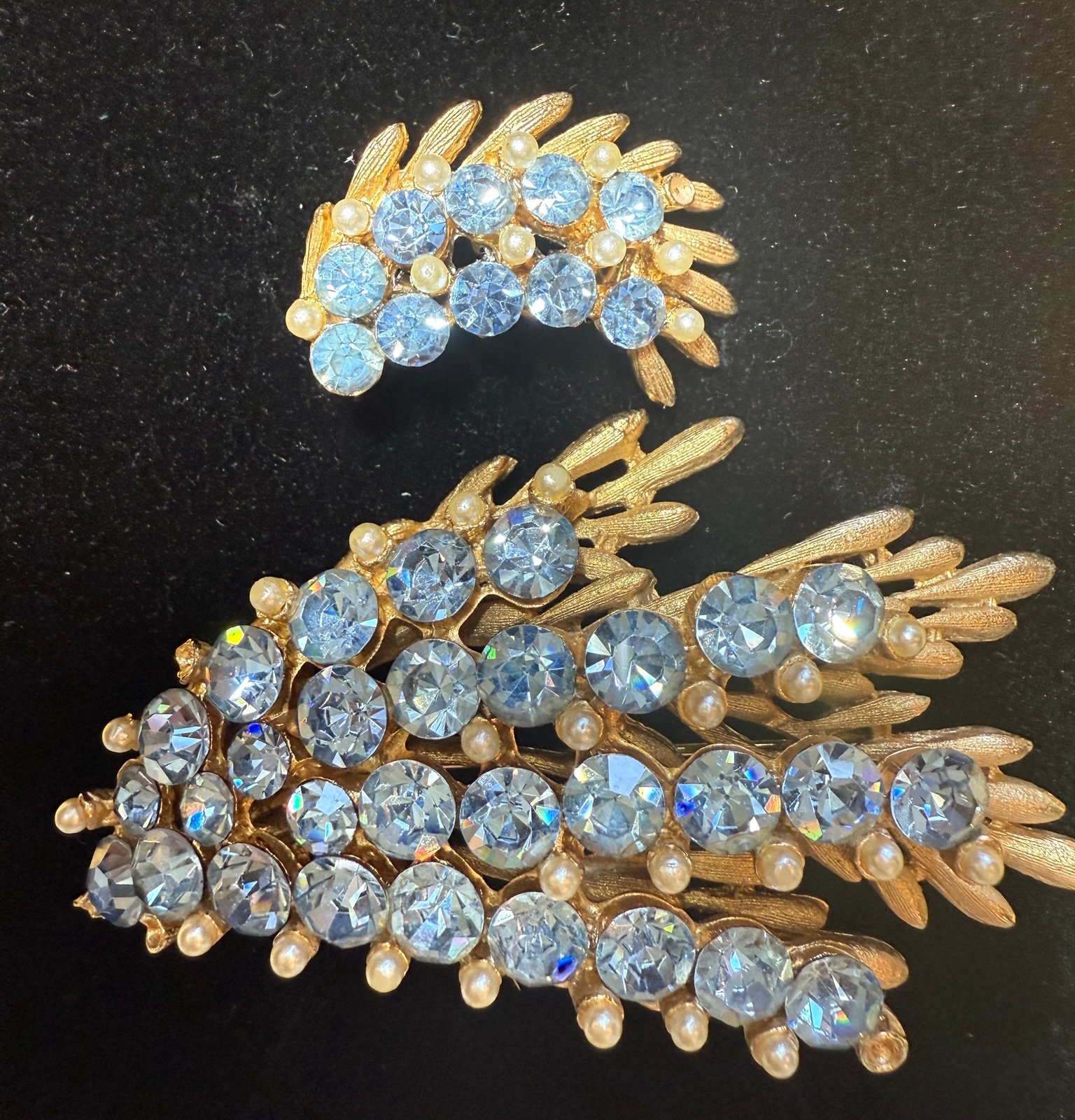 Vintage BSK Blue Rhinestone & Faux Pearl Leaf Brooch & Single Earring Pendant