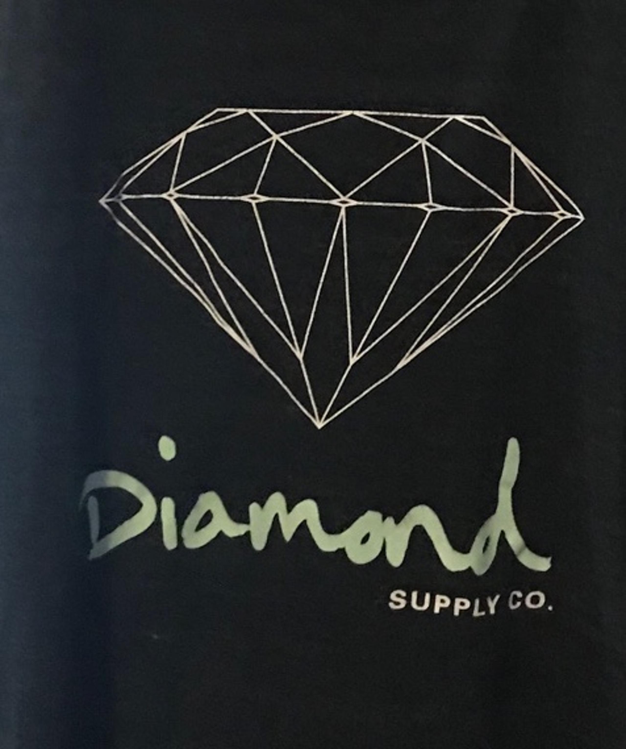 Diamond supply tank top