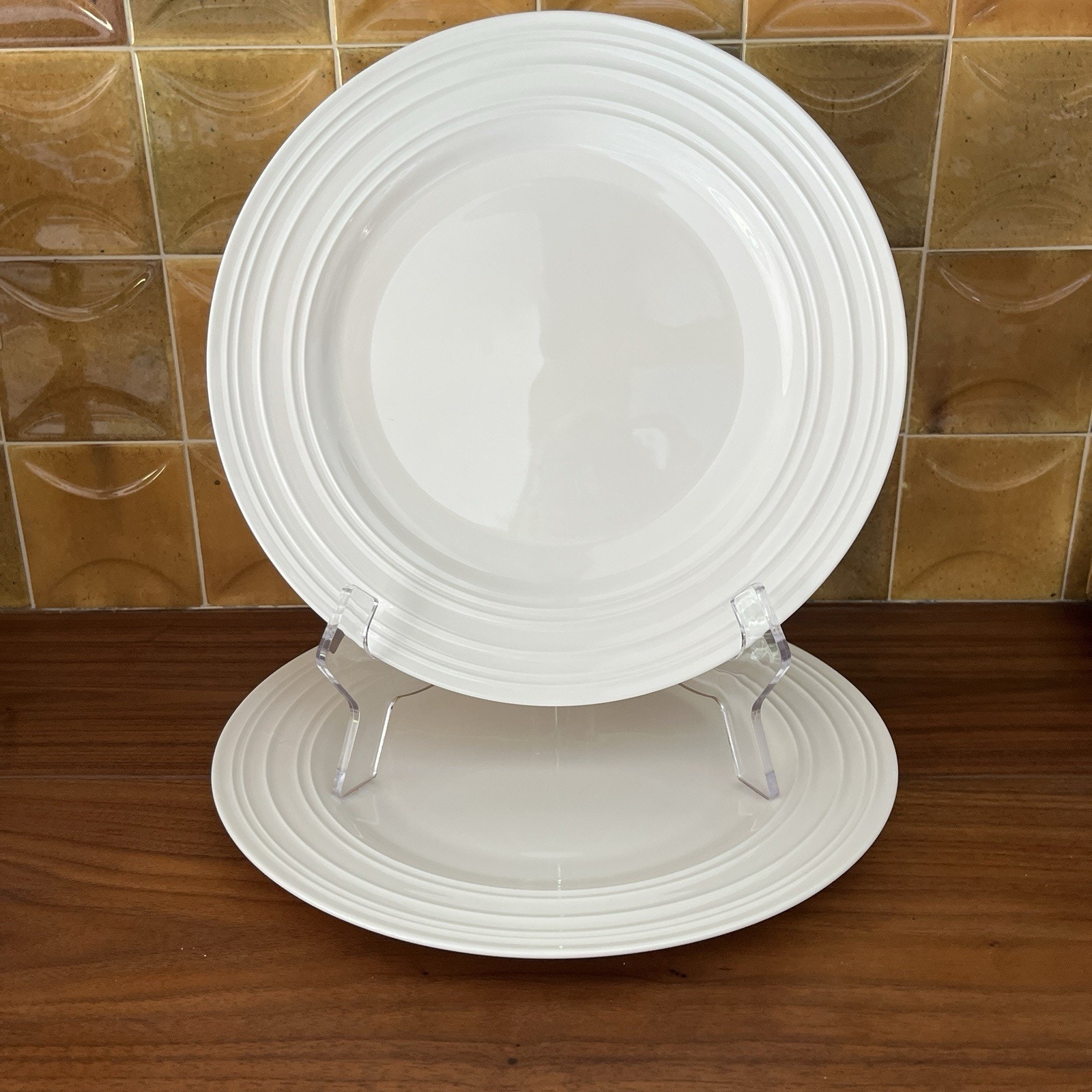 mikasa swirl bone