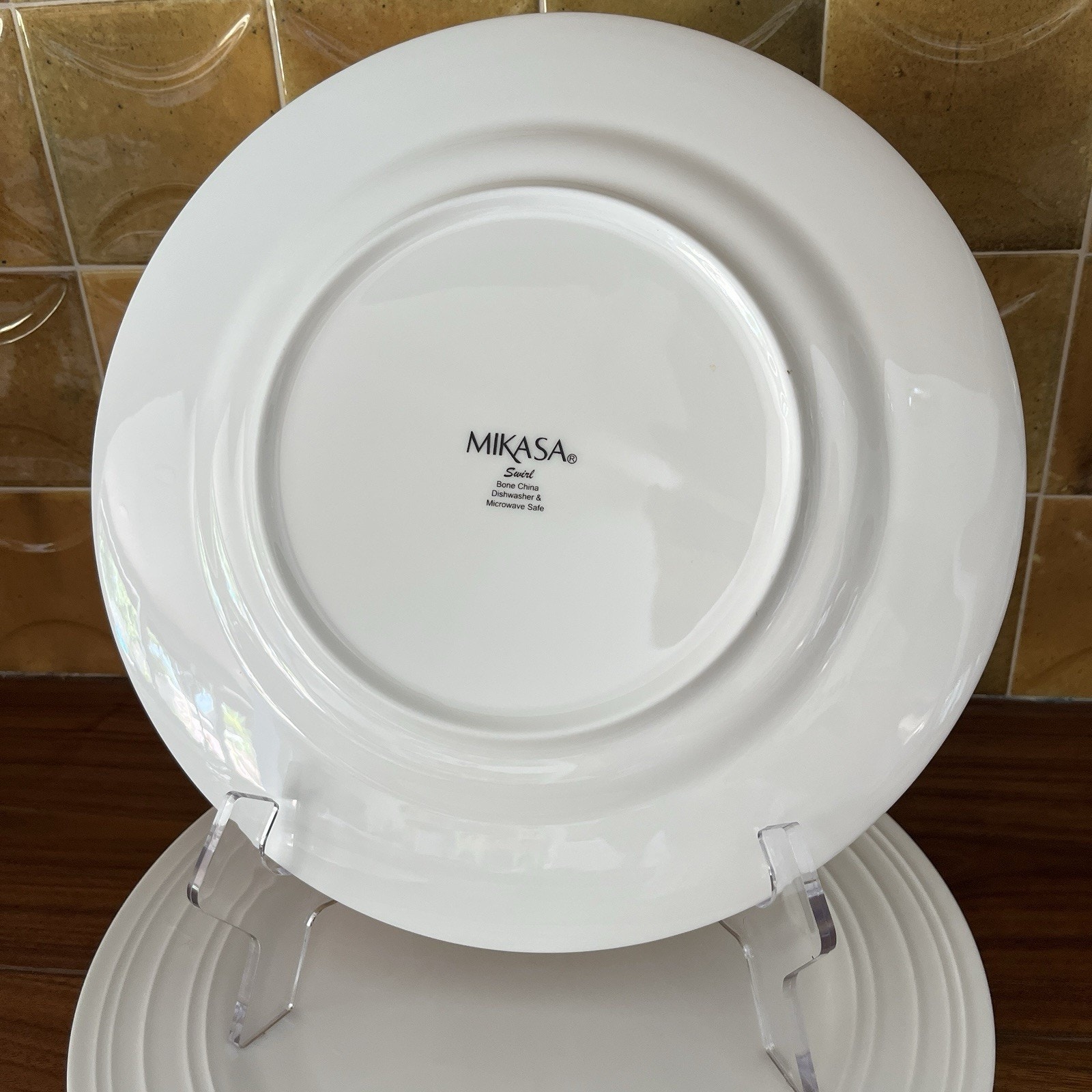 mikasa swirl bone