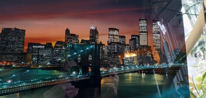 Vintage New York City Skyline Twin Towers Lighted Mirrored