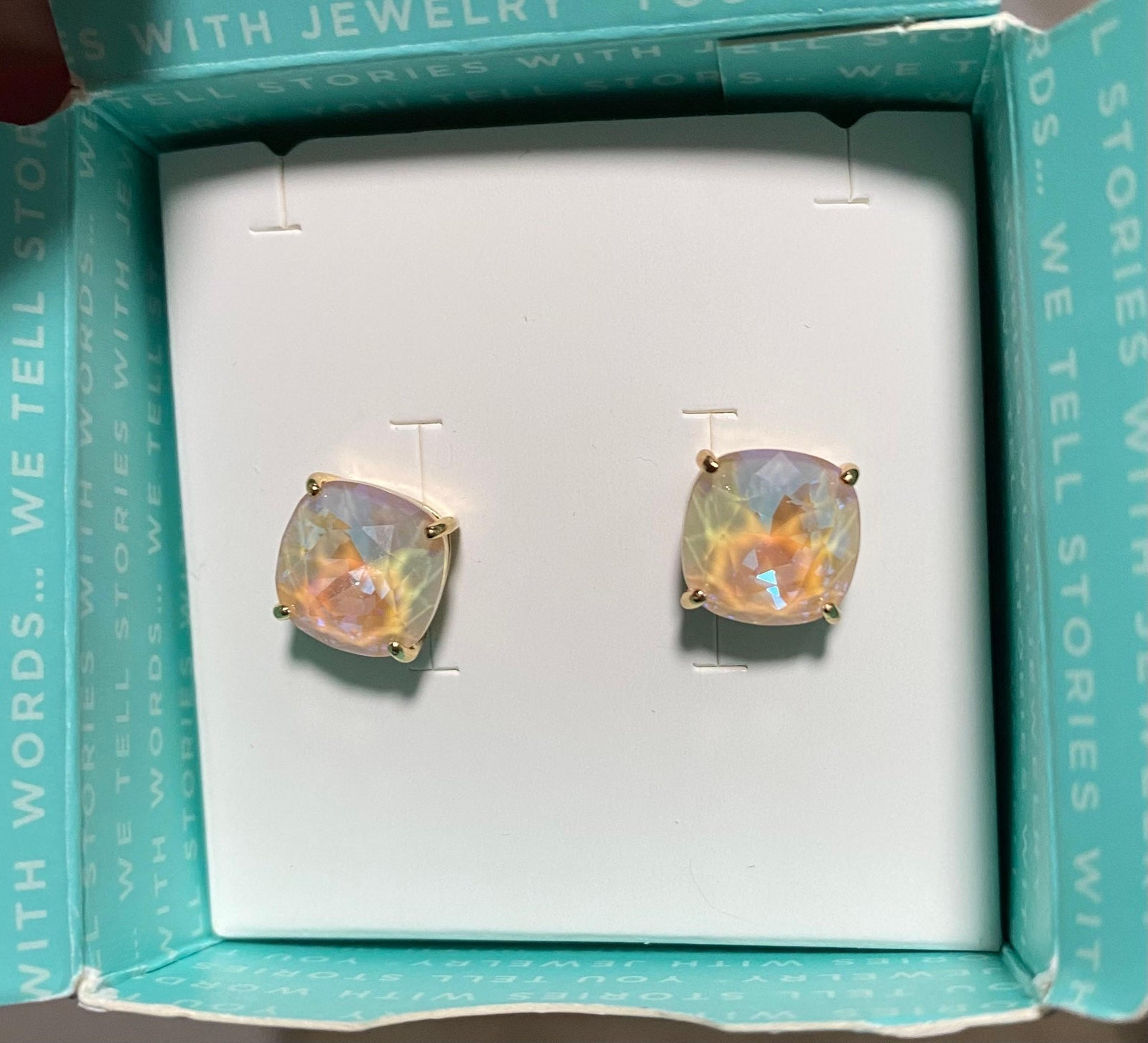 Origami owl clara earrings Clearance