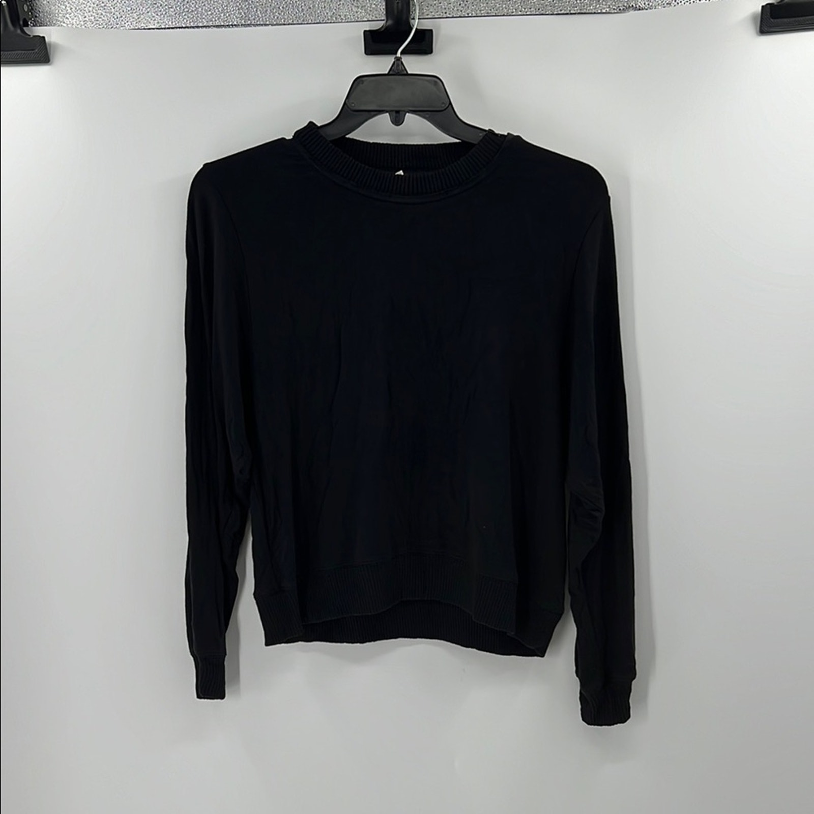 Splendid Collection Long Sleeve Crewneck Top - Black - Medium - NWOT