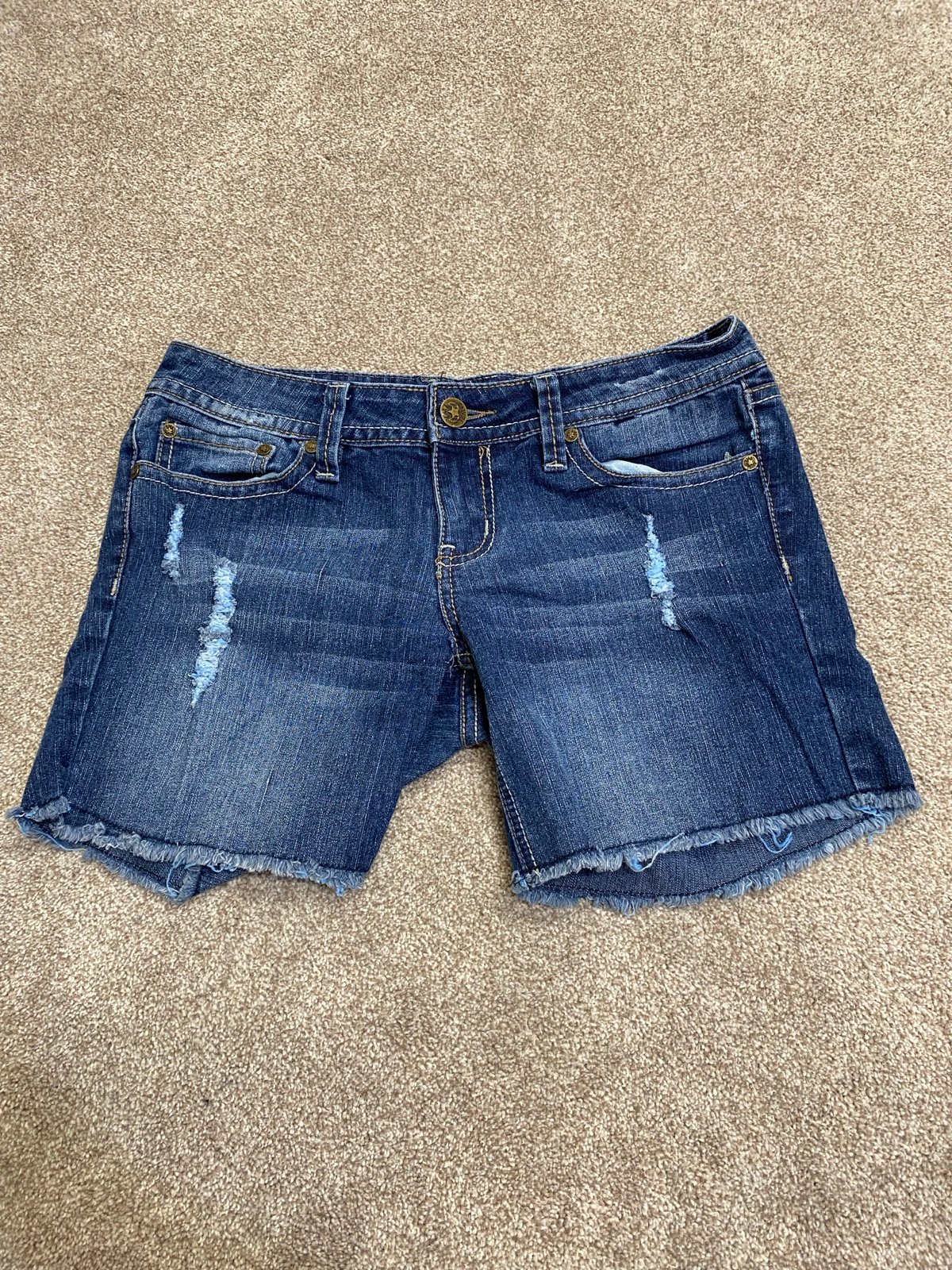 Y2K grunge streetwear Vtg Distress Frayed Hem Festival YMI Cutoff Denim short 7