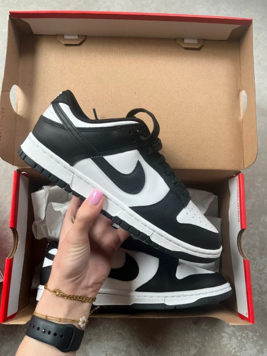 Size 7 Nike Dunk Low Black White Classic shoes