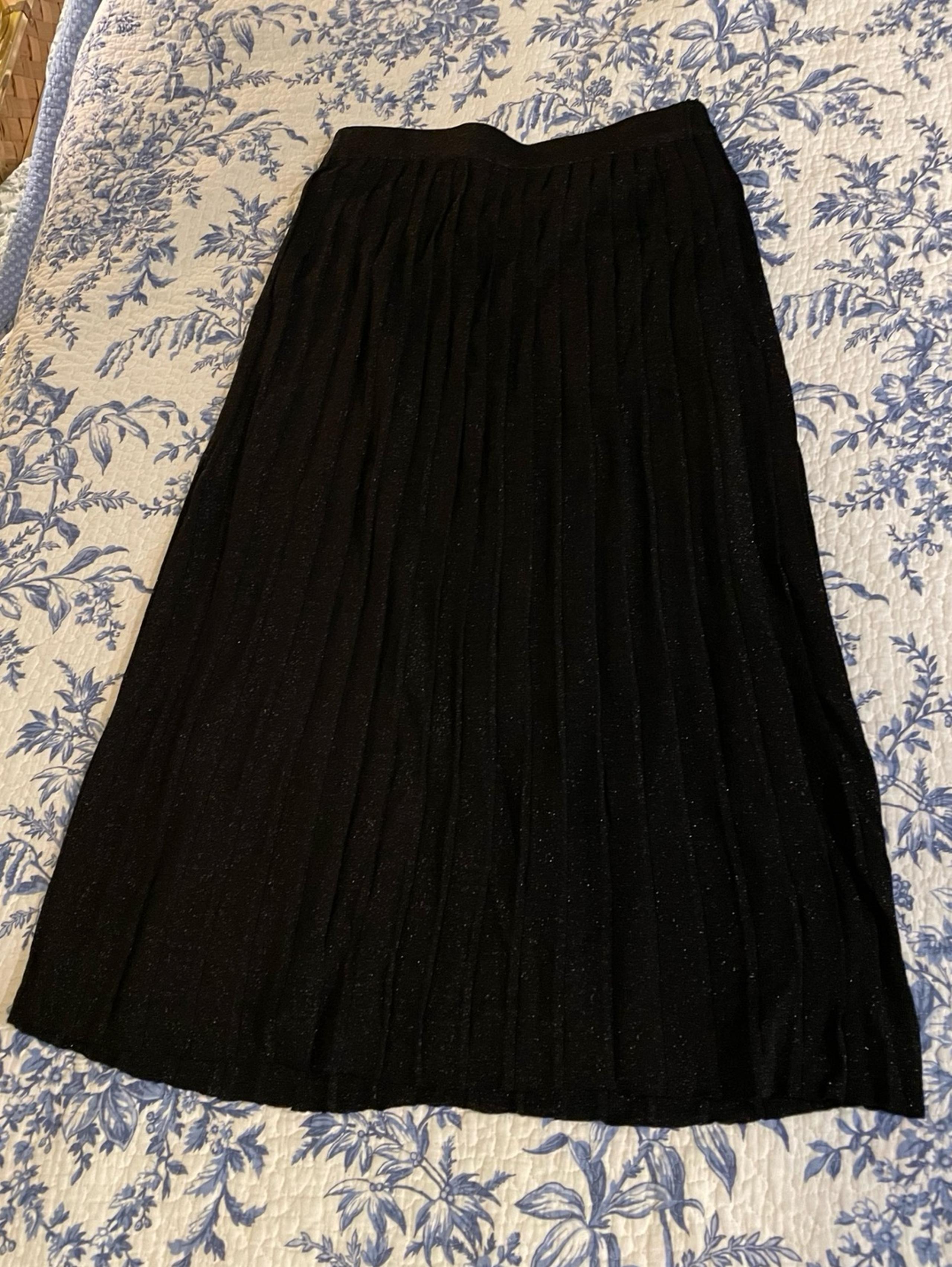 St. John Pleated Sparkle Mid-calf Skirt
