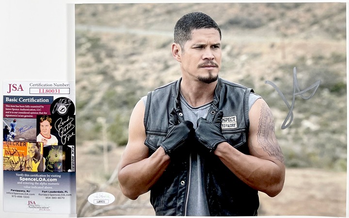 JD Pardo Signed Mayans M.C. Ezekiel EZ Reyes 8x10 Photo D Autograph JSA COA