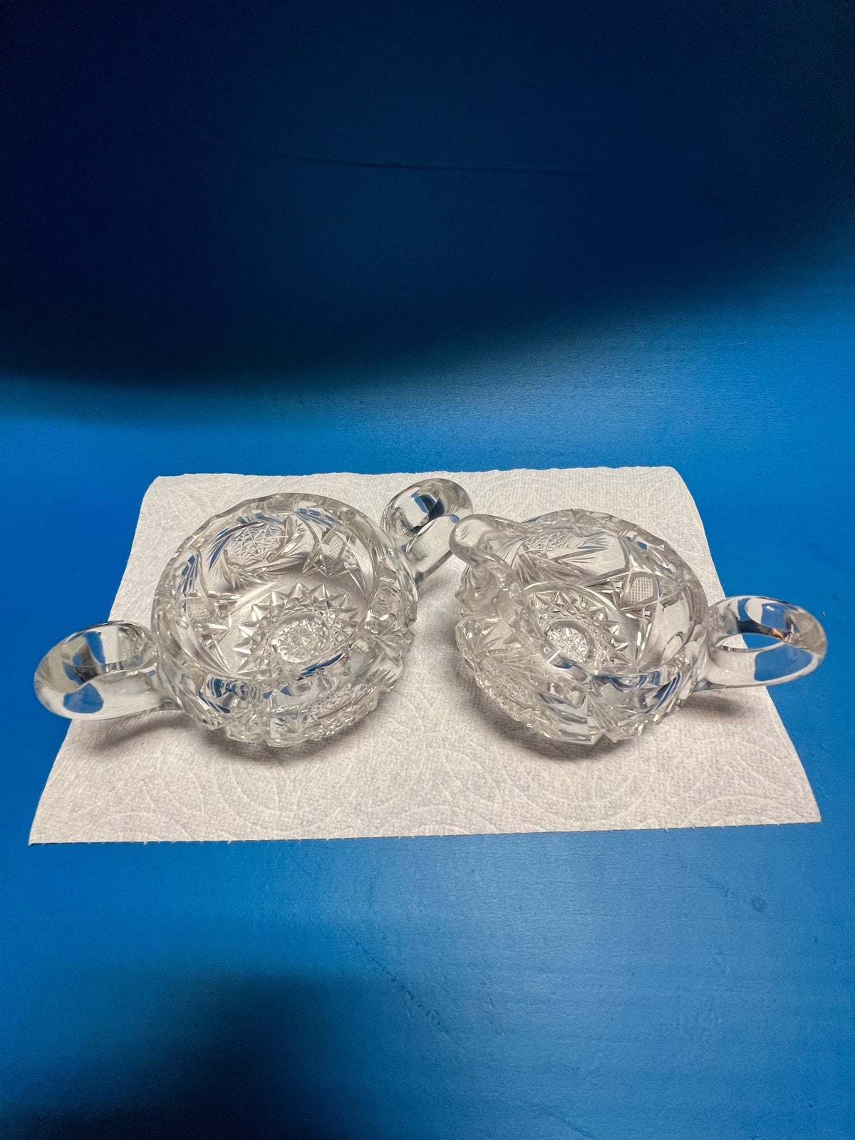 Cut crystal glass suger bowl and creamer 3“