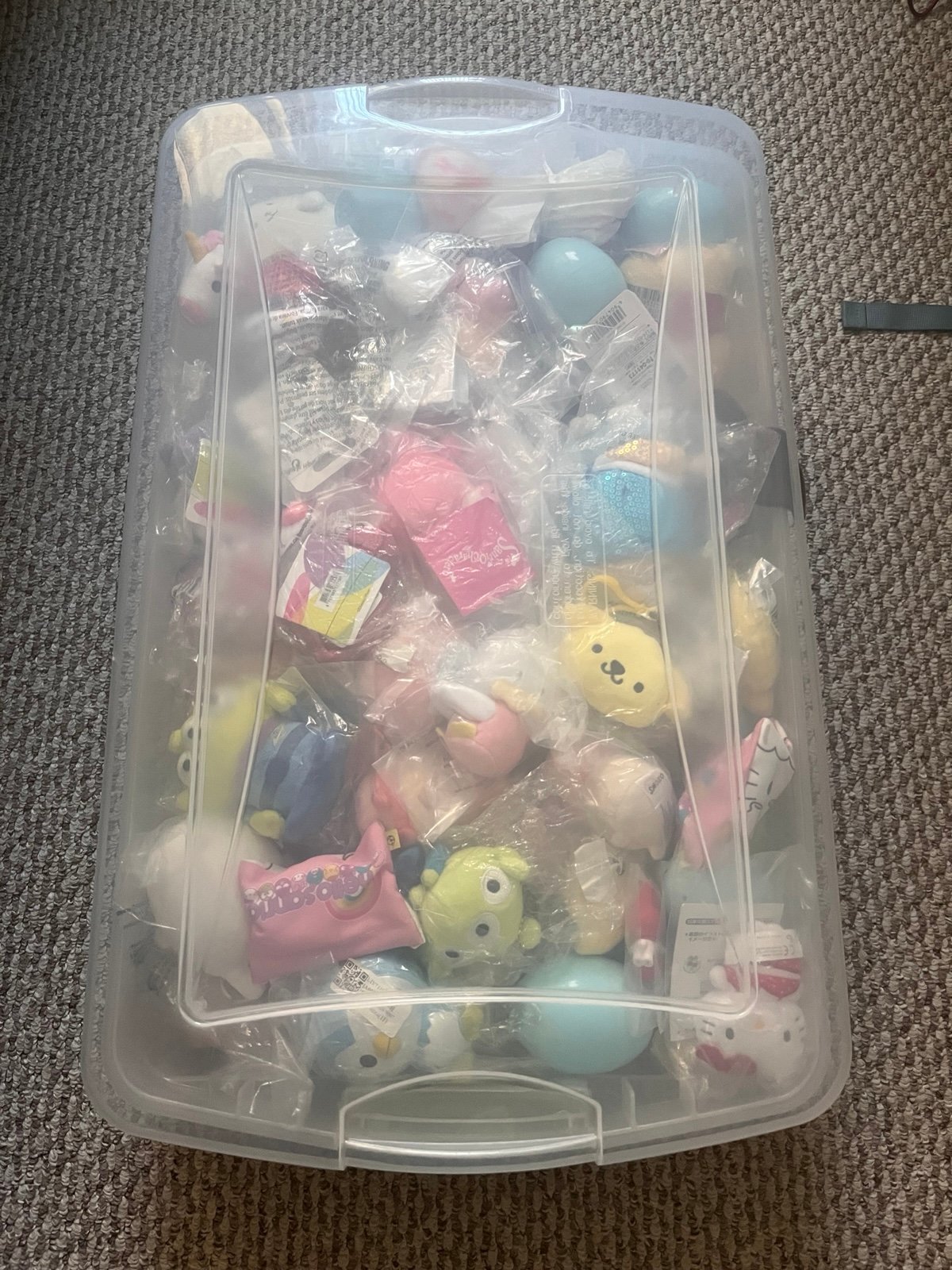 Wholesale lot of plushes keychain & charms ~