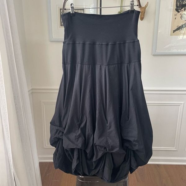 Karen Kane Black Bustled Steampunk Lagenlook Witchy Midi Skirt M