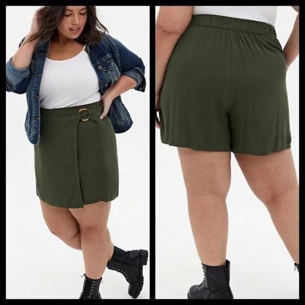0X 12W Olive Green O Ring Foldover Skort