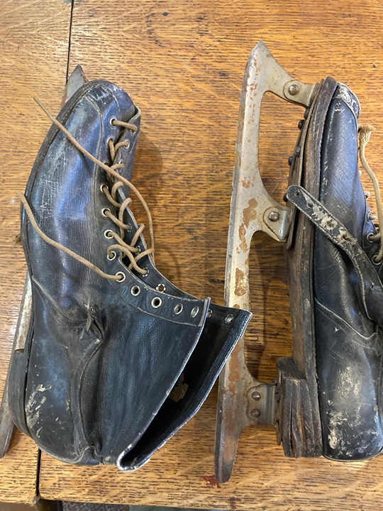vintage black leather figure hockey skates cabin lodge décor decoration antique