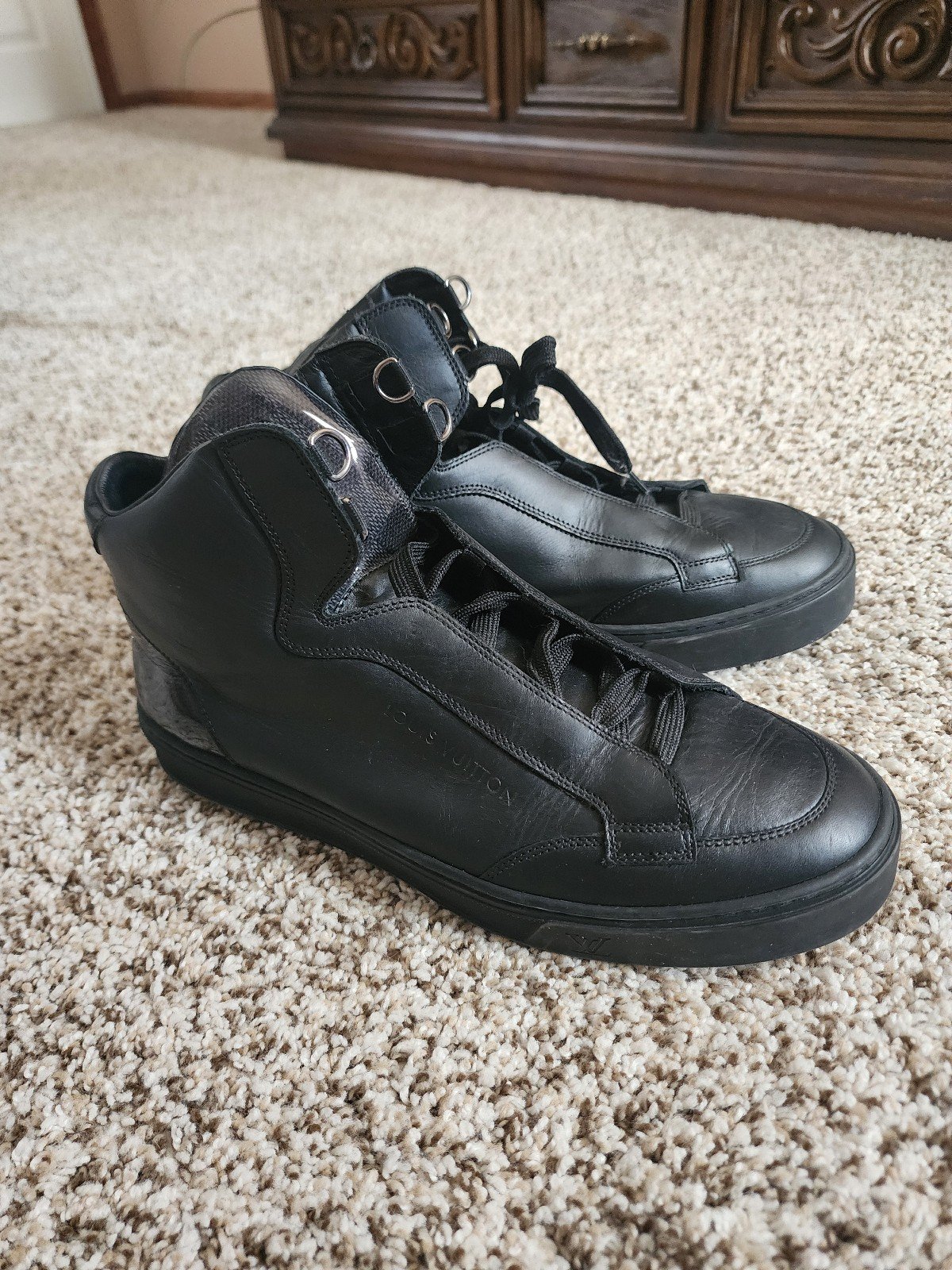 louis Vuitton high trainers shoes
