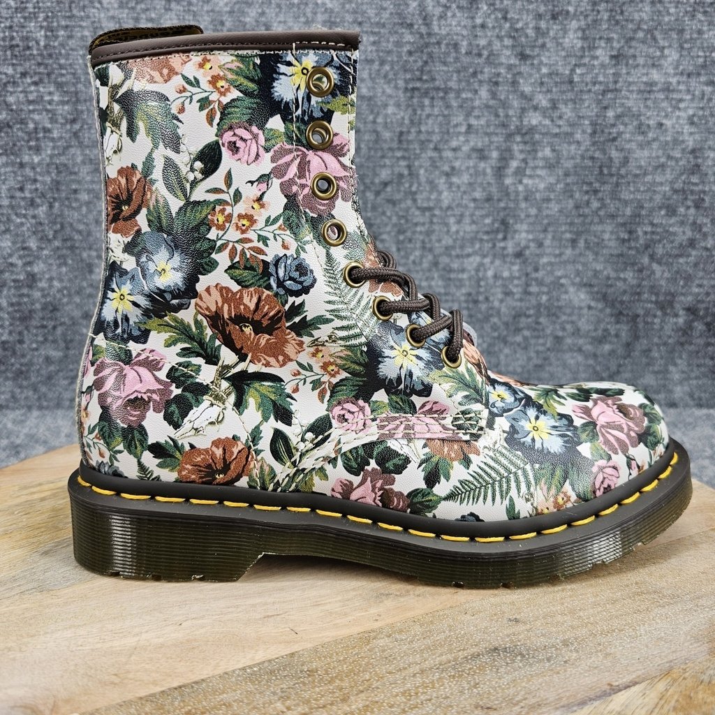 Dr. Martens 1460 Women's Size 6 English Garden Leather Lace-Up Combat Boots