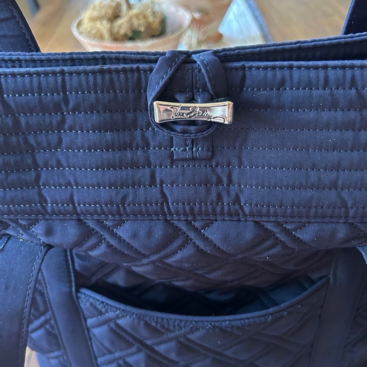 Vera Bradley CLASSIC LARGE QUILTED NAVY TOTE