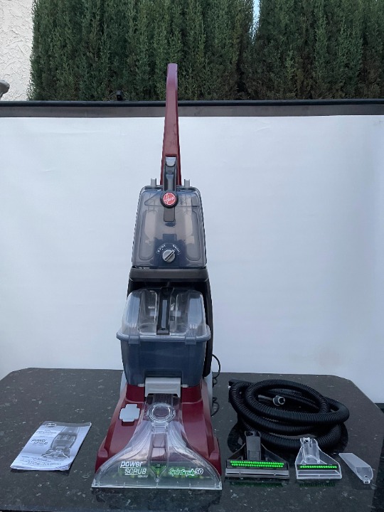Hoover Power Scrub Deluxe Carpet Cleaner Machine Upright Shampooer New