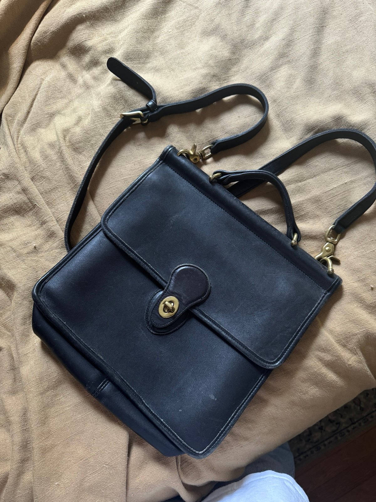 Vintage Coach Willis 9927 Read Description