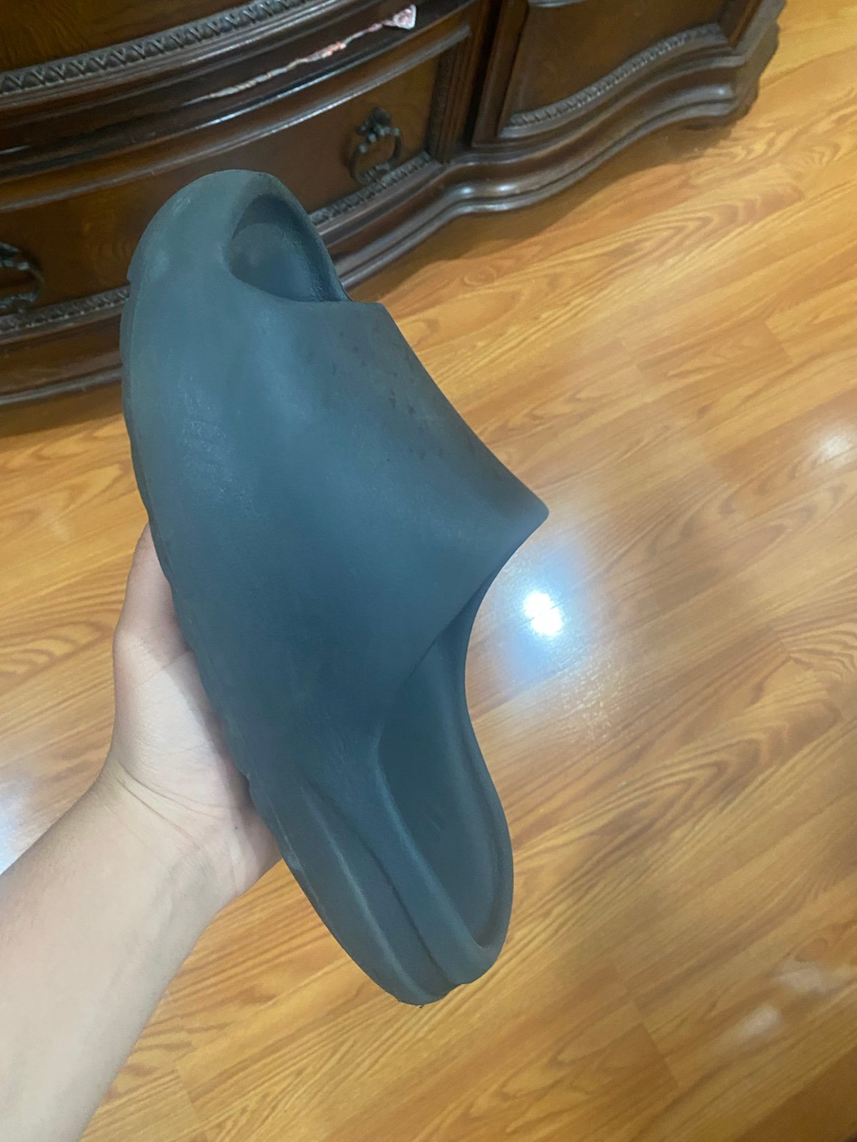 yeezy slide onyx