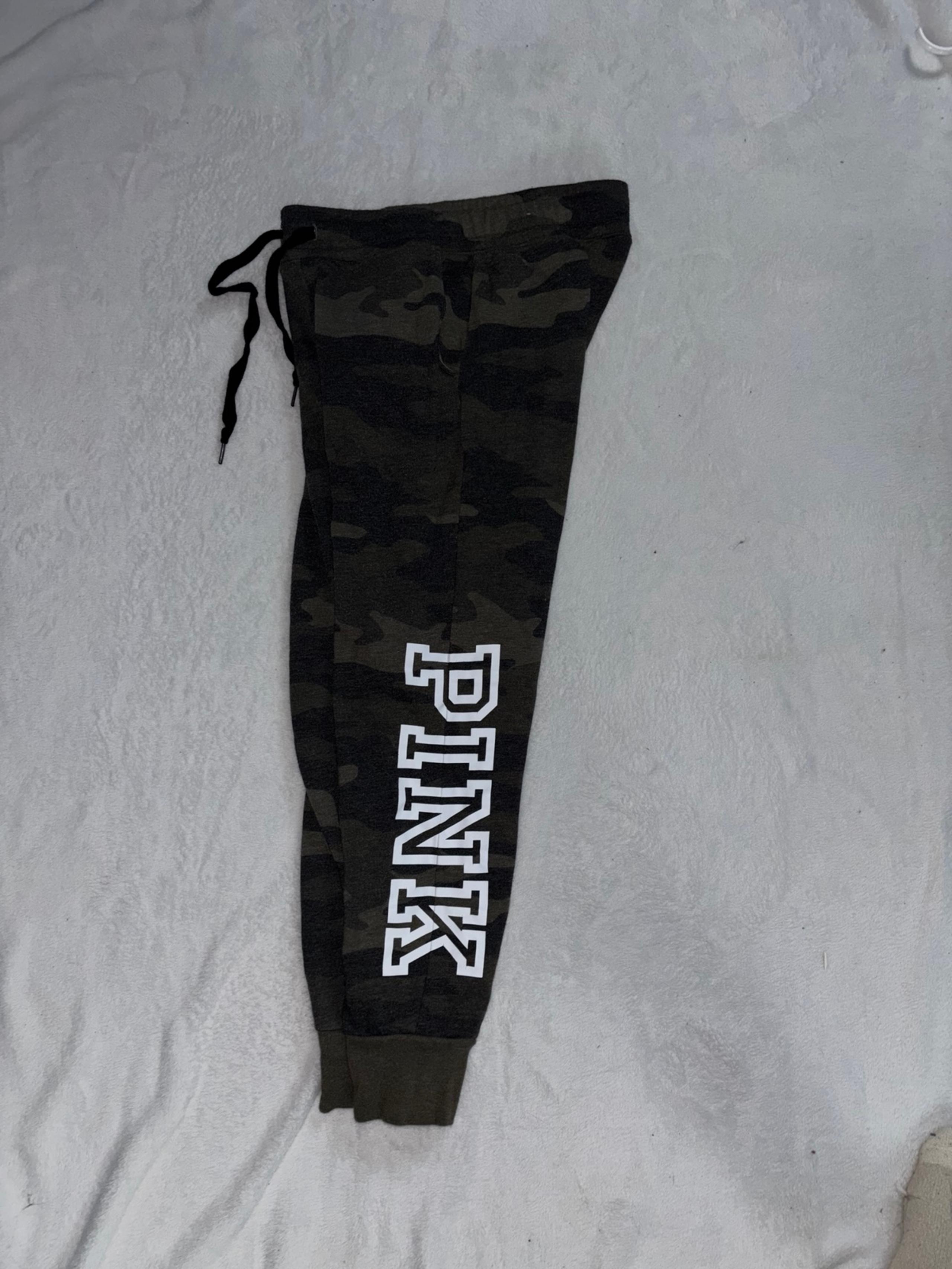 PINK Camo. Sweatpants