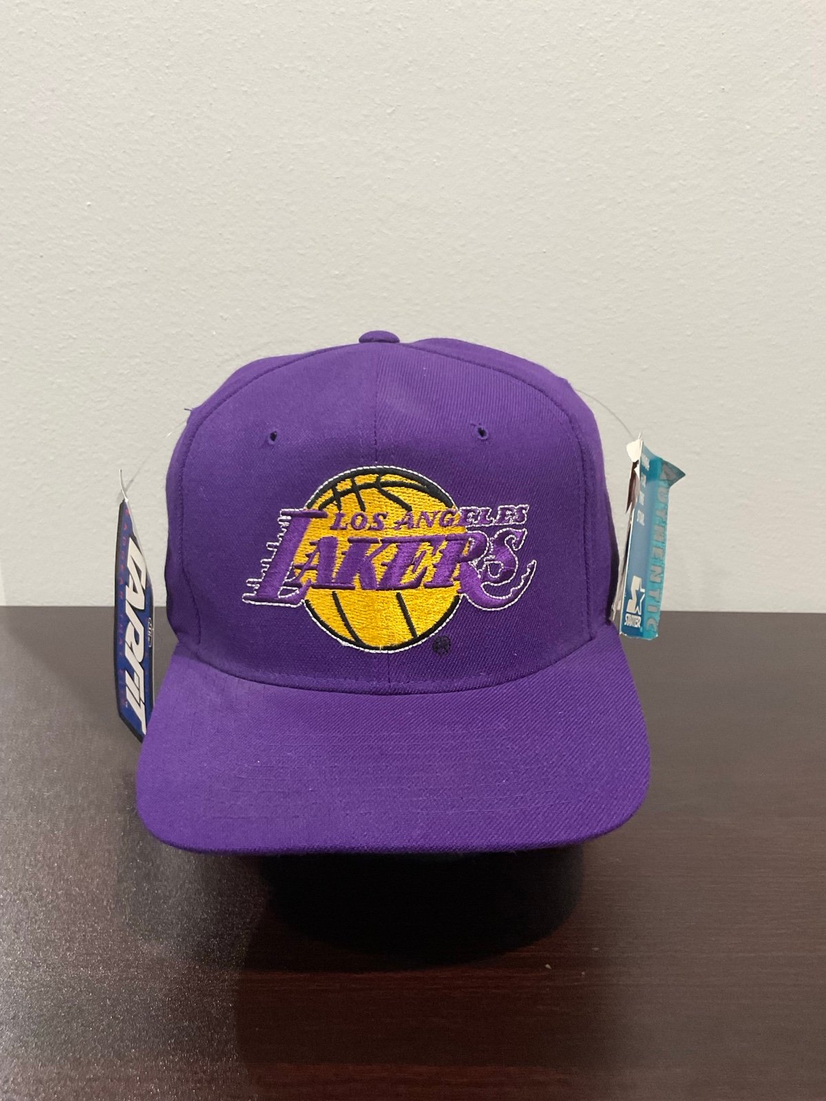 LOS ANGELES LAKERS STARTER