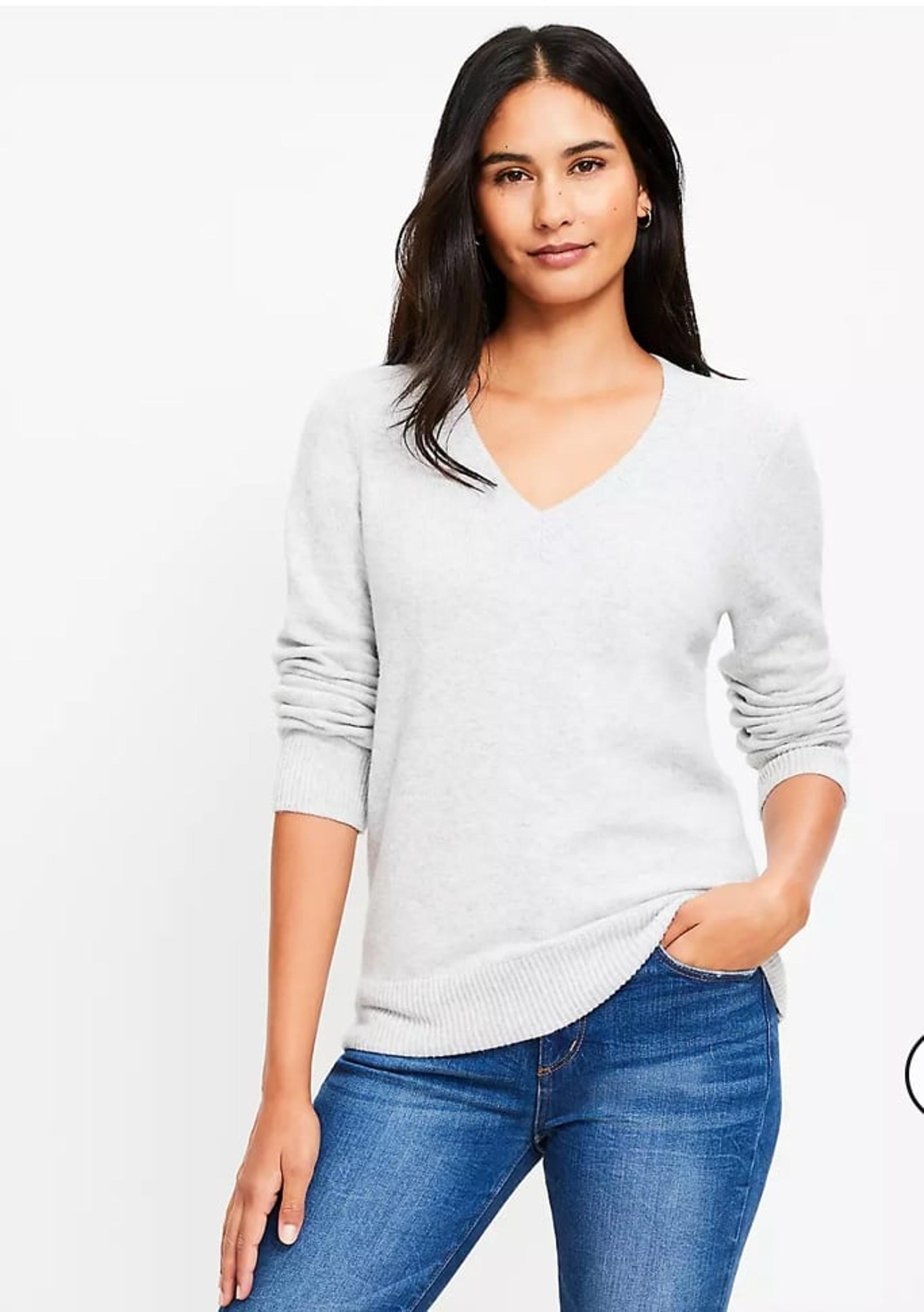 Loft: V-Neck Sweater Medium Petite (NWT)