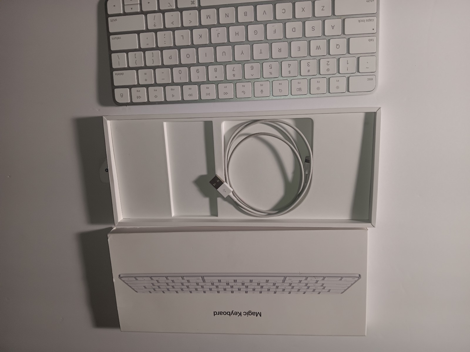 Apple Magic English Keyboard A2450 Silver