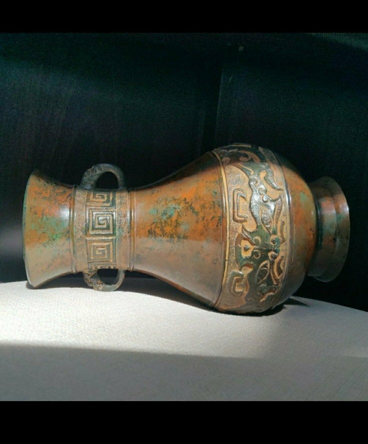 Asian art Chinese Japanese bronze brass solid top metal vase statue elephant ear