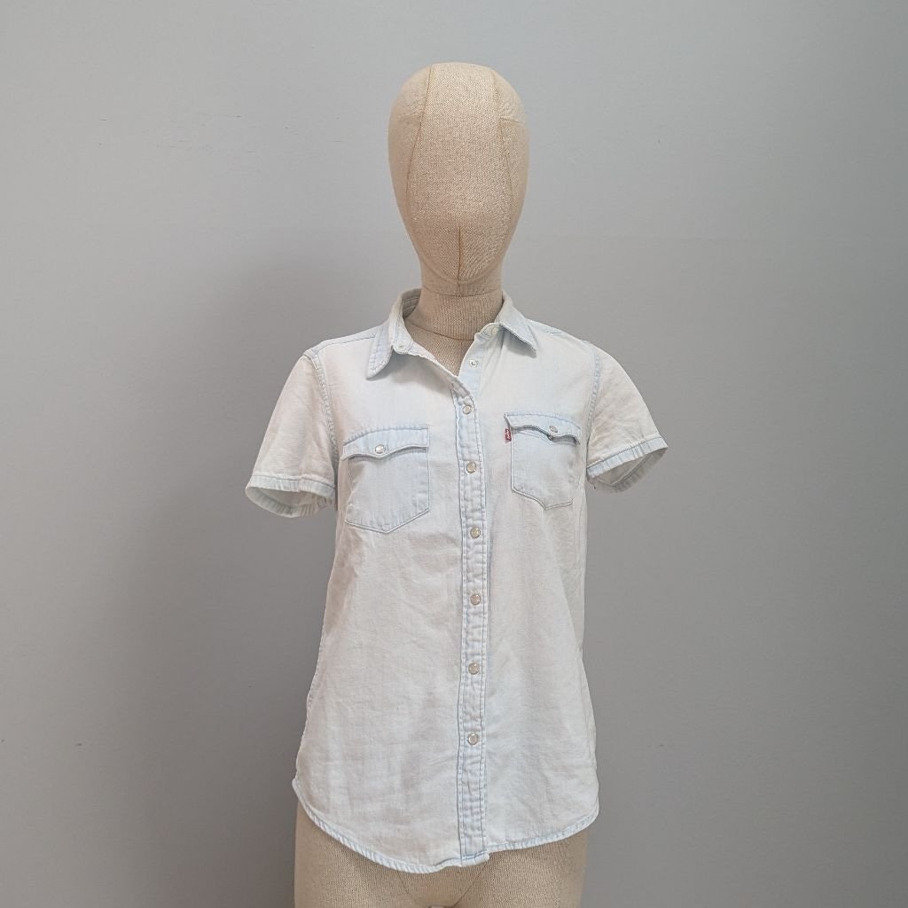 Levi's Larissa Short Sleeve Western Style Light Denim Yoke Blue Shirt - XS