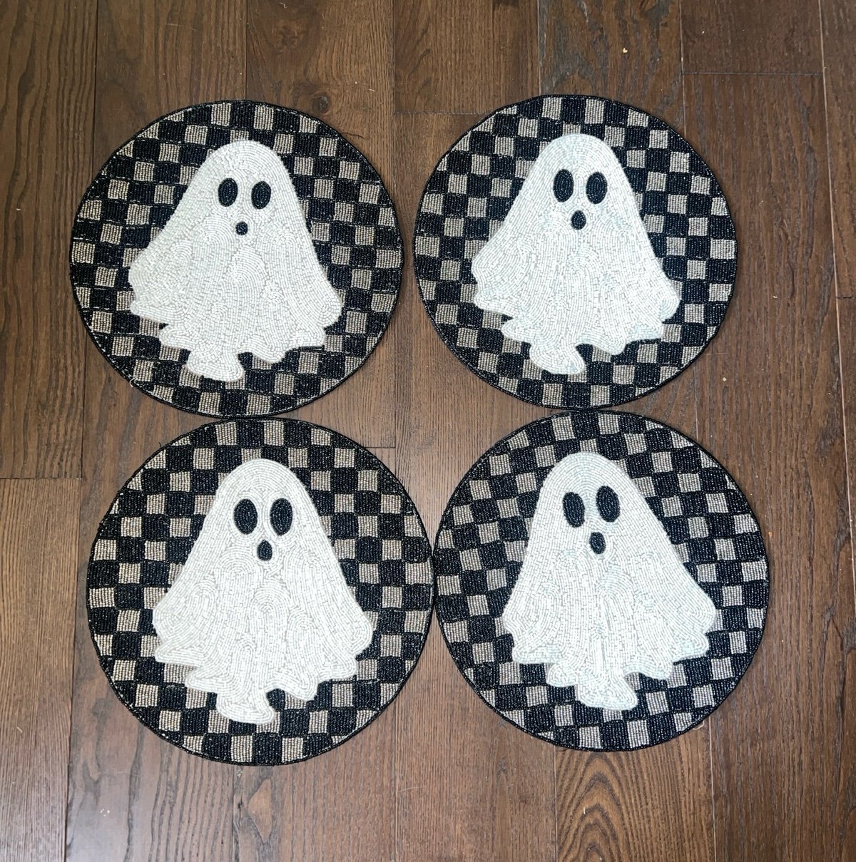 4 Sparkly Beaded GHOST Courtly Check CHECKERED Placemat Chargers 15” Halloween