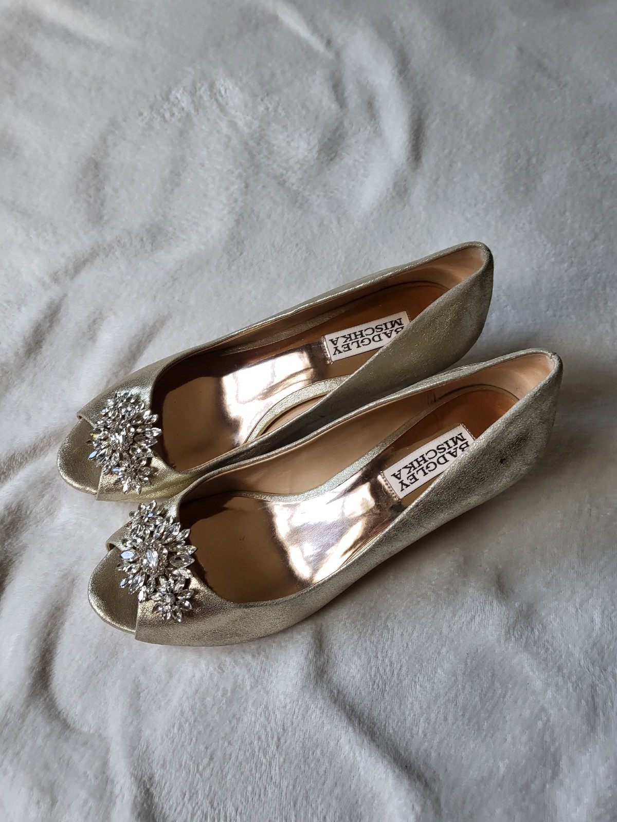 Badgley Mischka heels gold rhinestone leather peep toe women's US 6.5