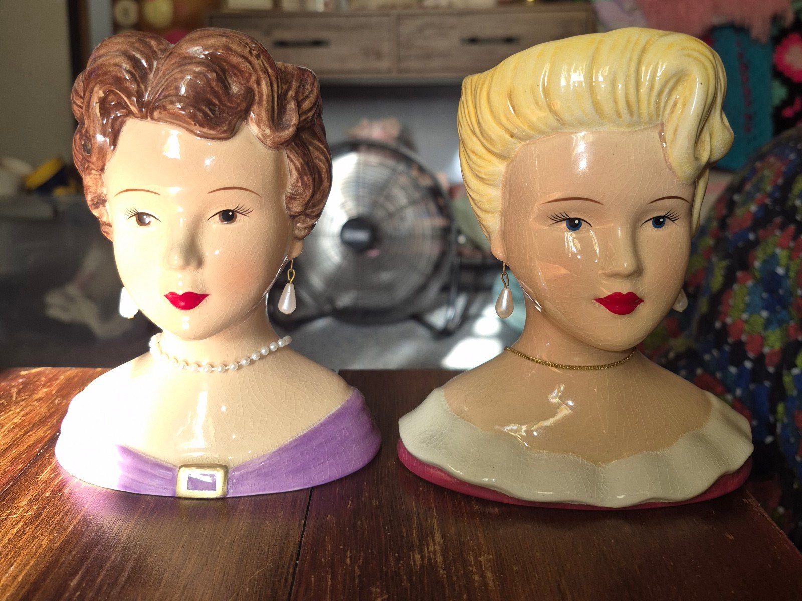 A Special Place Lady Head Bust Vase. Set of 2. W/Faux Pearl Jewelry. 2003.