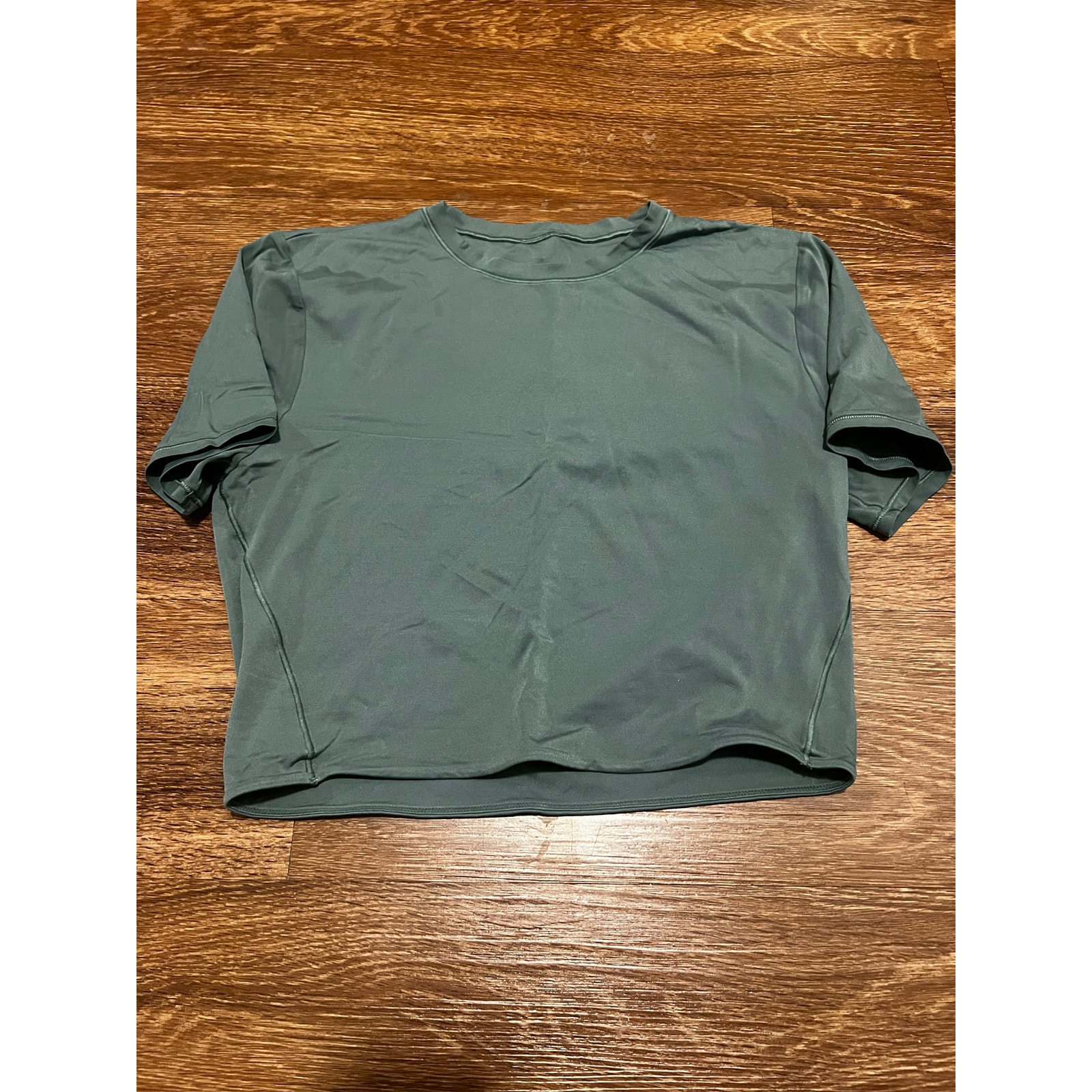 Lululemon Wundermost Nulu Crewneck Cropped T-Shirt Green/Blue color